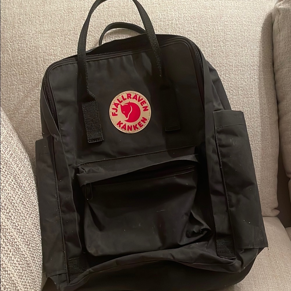 Fjallraven Kånken Black Backpack